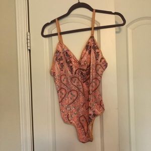 Spell city lights body suit pink size small